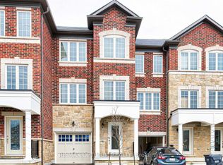 11 Autumnwood Ave #6, Brampton, ON L6Y 6G3