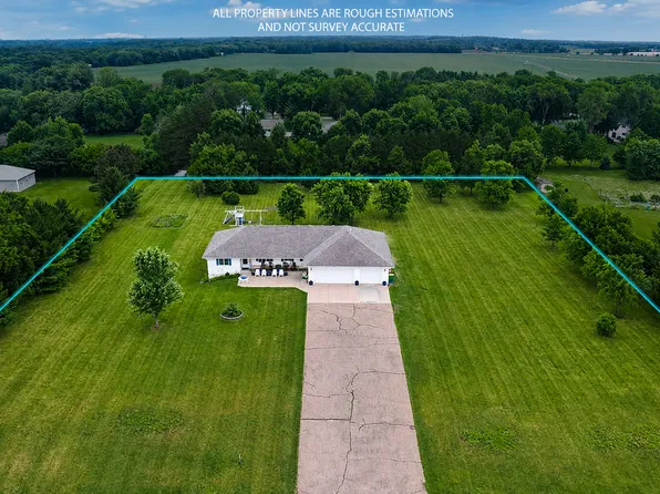 1572 47th St SE, Saint Cloud, MN 56304