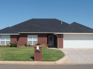 1805 Cougar Cir, Altus, OK 73521