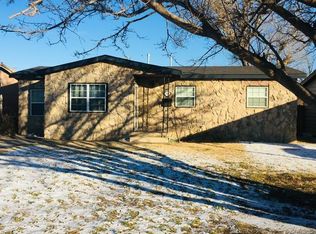 1513 S Baylor St, Perryton, TX 79070