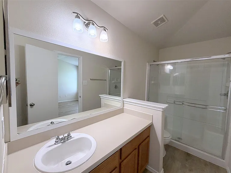 24522 Lakecrest Village Dr — Photo 15