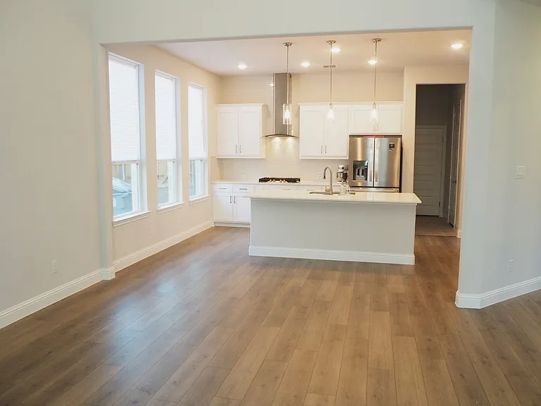 321 Oak Hollow Way — Photo 7