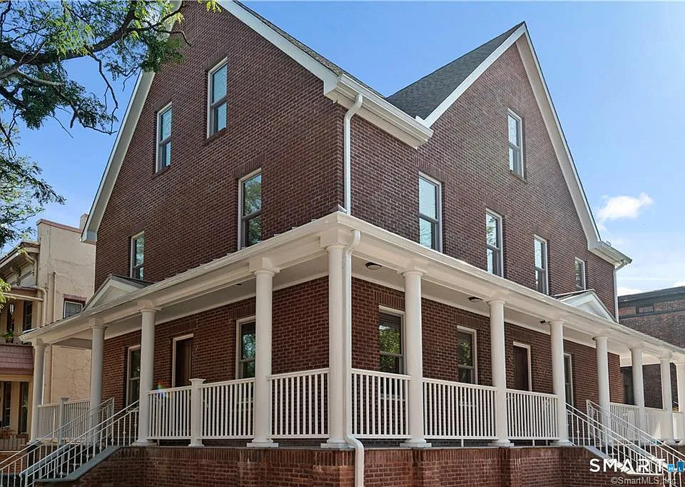 109 Olive St #1