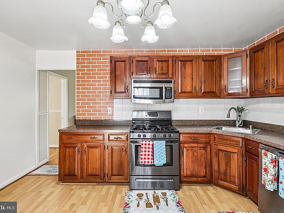 5th image of 5631 Ellerbie St