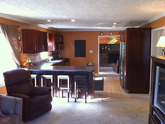 3rd image of 3008 W Godman Ave