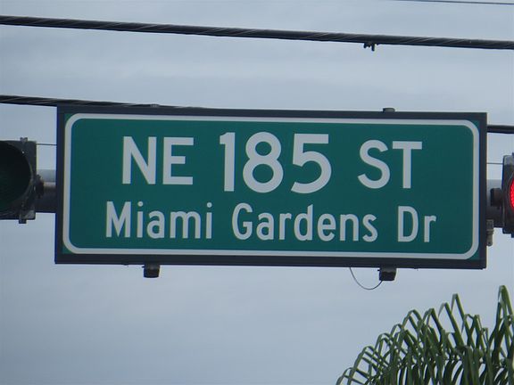 5th image of 1789 Miami Gardens Dr #W301