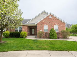 922 Aaron Ct, Crown Point, IN 46307