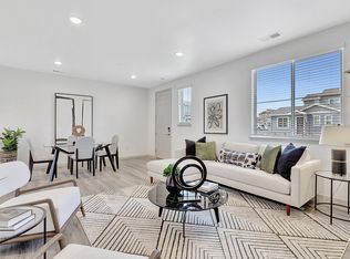 920 Cedar Pine Dr #M-104, Longmont, CO 80504