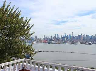 41 Hamilton Ave, Weehawken, NJ 07086