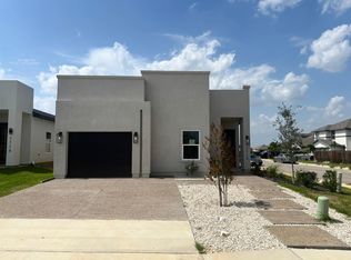 5518 Raven Dr, Laredo, TX 78046