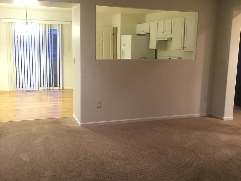1894 Dove Creek Cir — Photo 38
