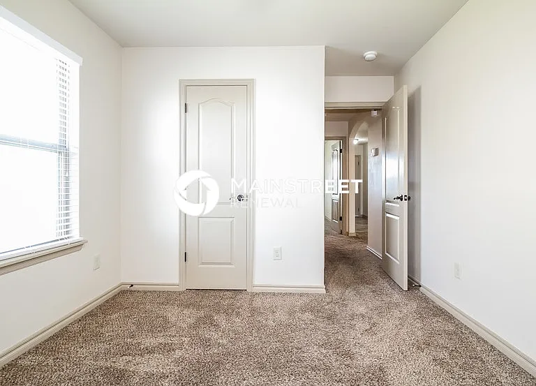 417 Pearl St — Photo 12