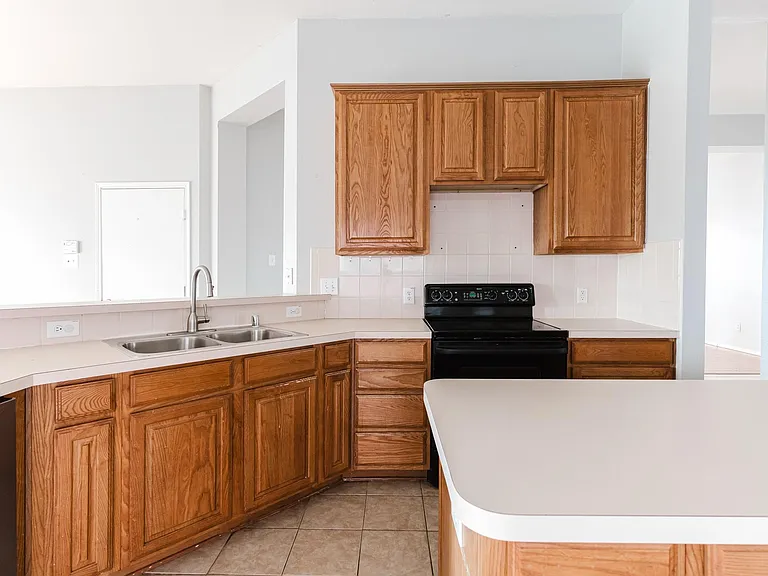 1514 Clear Creek Dr — Photo 19