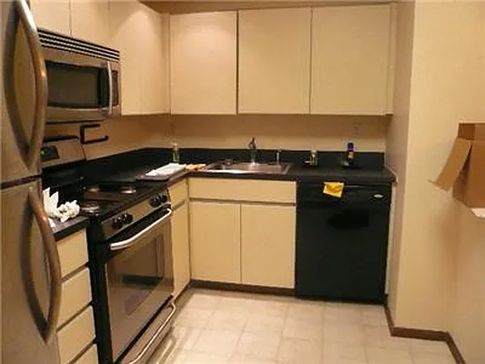 Rented by RELO REDAC INC. | media 2