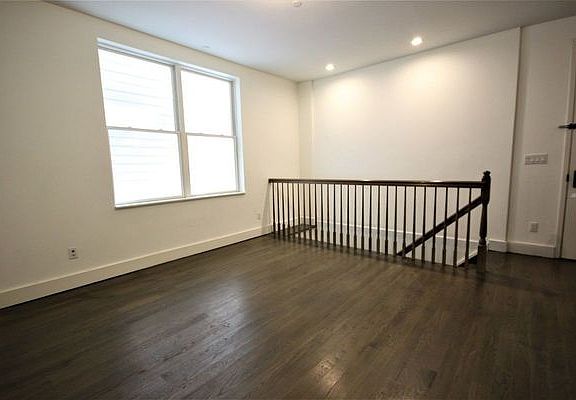 3rd image of 273 Leonard St #1A