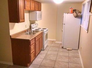 33 N Sumner Ave #B, Aurora, IL 60505