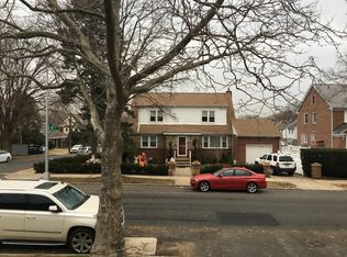 4516 192nd St, Flushing, NY 11358