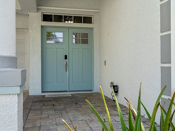 3rd image of 4615 4th Avenue Dr E