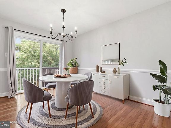 4th image of 18639 Clovercrest Cir