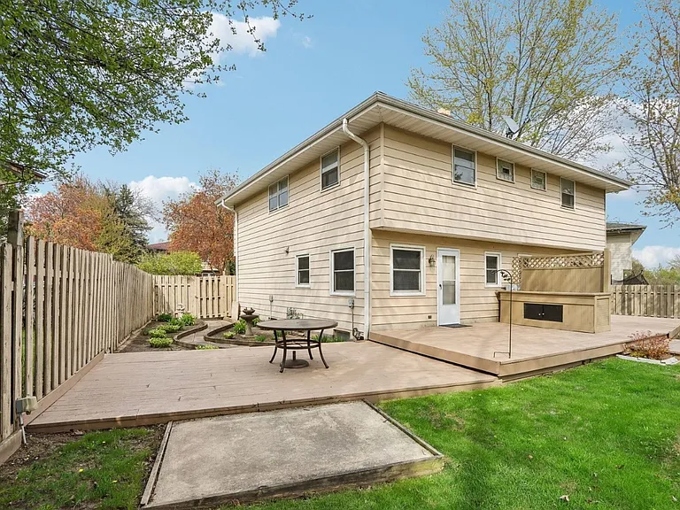 11139 W Langlade St #2 — Photo 3