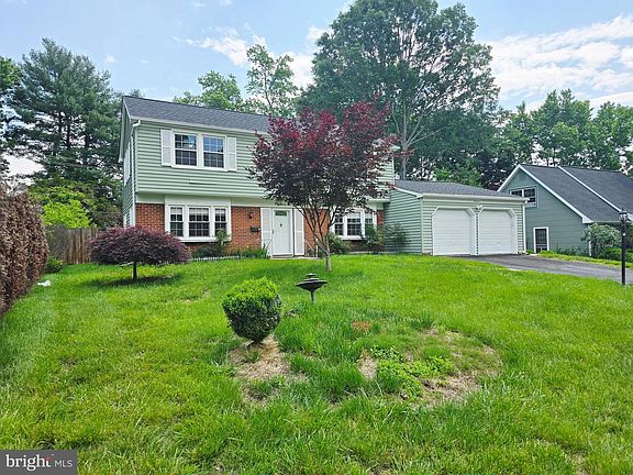 3rd image of 4025 Chelmont Ln