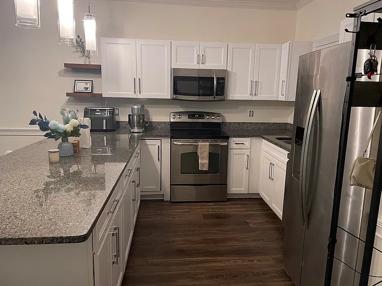 9066 Meadow Vista Rd — Photo 2