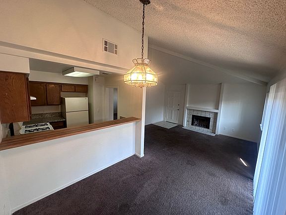 4th image of 4860 E Lane Ave Unit 203