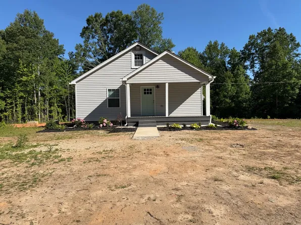 5158 Yadkinville Rd, Pfafftown, NC 27040