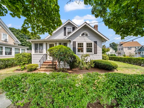 5 Greenwood Ave, Wakefield, MA 01880