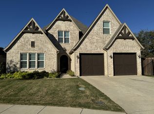 921 Vintners Ct, Grapevine, TX 76051