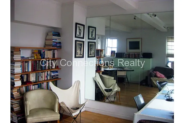 Rented by City Connections Realty | media 19