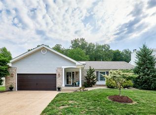 14 Worthy Ct, Fenton, MO 63026