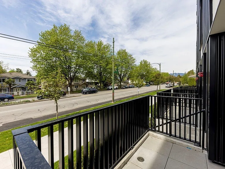 2868 Nanaimo St #1 — Photo 14