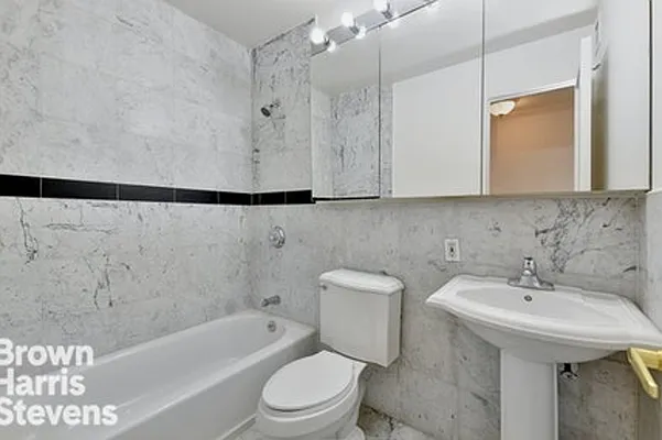 Rented by Brown Harris Stevens | media 20