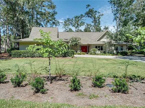 2nd image of 239 Moss Creek Dr