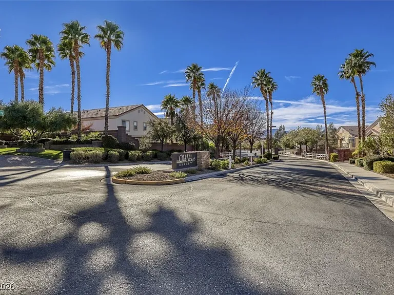2572 Land Rush Dr #0 — Photo 14