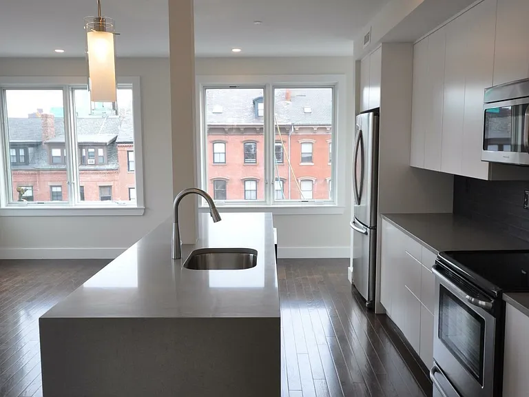659 Massachusetts Ave #8 — Photo 4