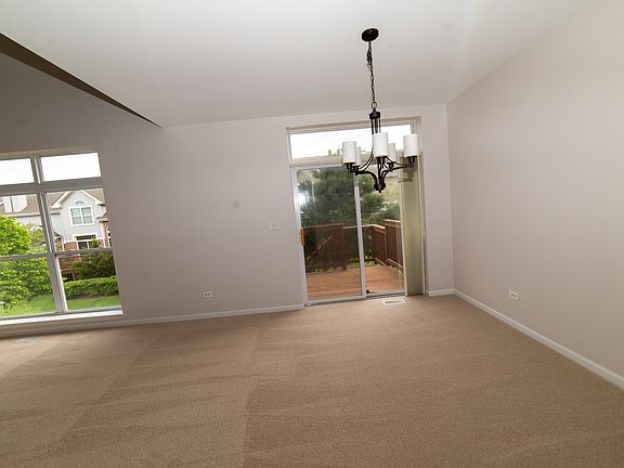 5th image of 329 Lucille Ln