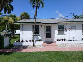 , Naples, FL