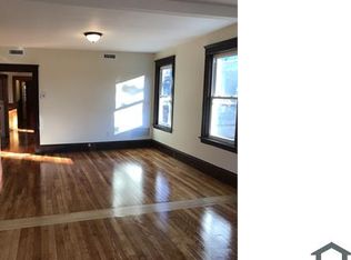 31 Chrome St APT 2, Worcester, MA 01604