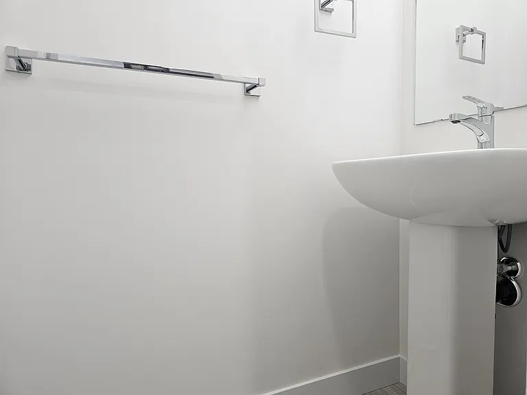 740 Daniels Way SW #8 — Photo 6