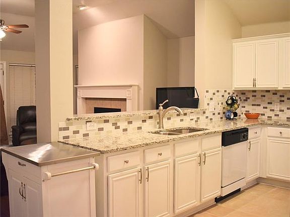 3rd image of 1116 Firewheel Pl