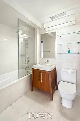 Rented by Town Residential | media 38