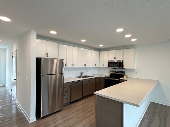 445 W Sanctuary Rd #1212