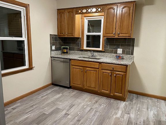 2nd image of 10641 Lawndale Dr