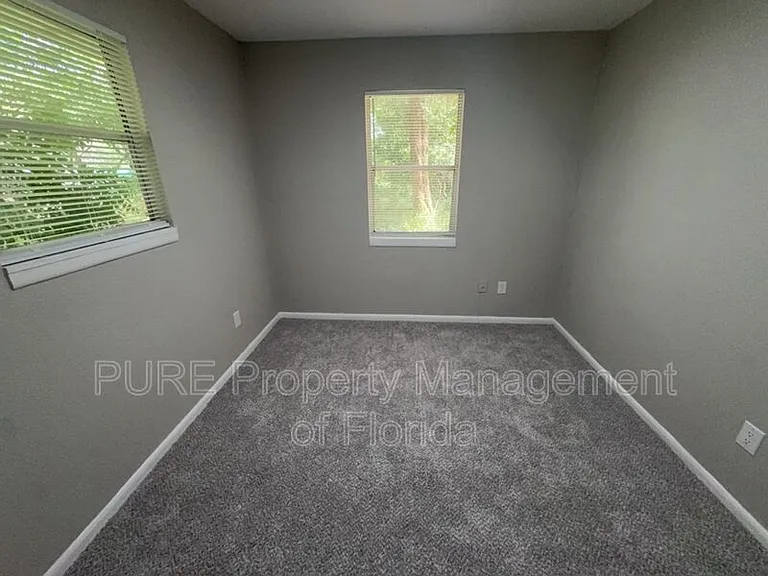 595 NW 100th St #A — Photo 45