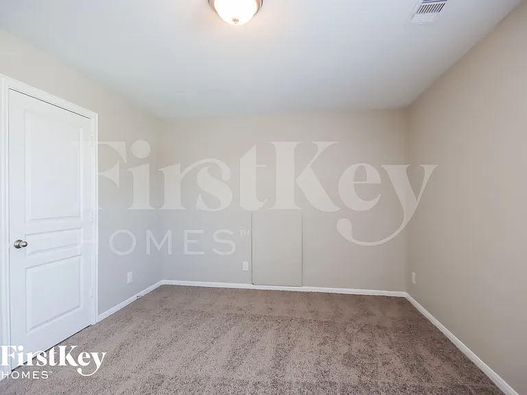 10002 Chase Ct — Photo 10