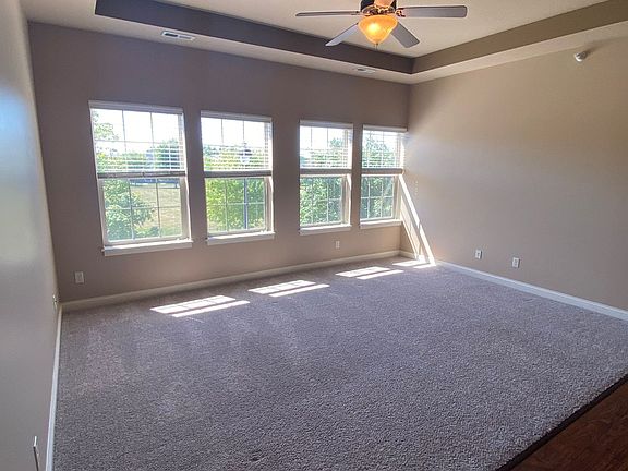 2nd image of 2815 Northridge Pkwy Unit 205