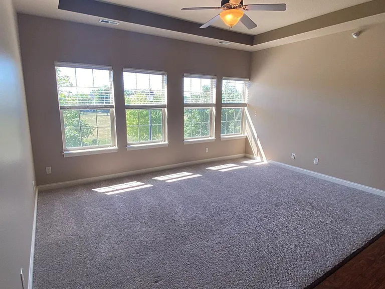 2815 Northridge Pkwy #205 — Photo 2