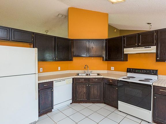 5th image of 177 Timberpark Dr